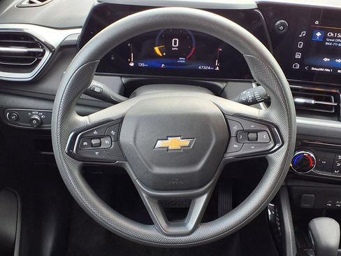 Used 2024 Chevrolet TrailBlazer LT FWD image 14