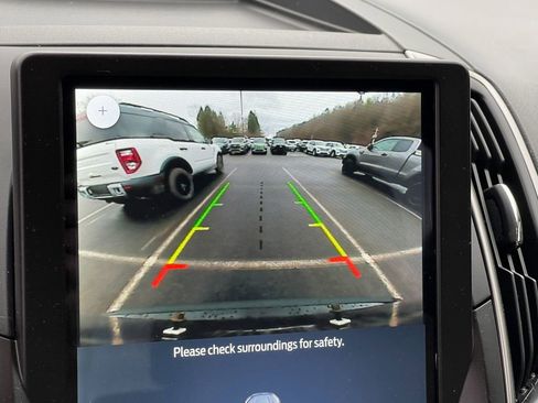 Used 2021 Ford Edge SEL w/ Convenience Package image 12