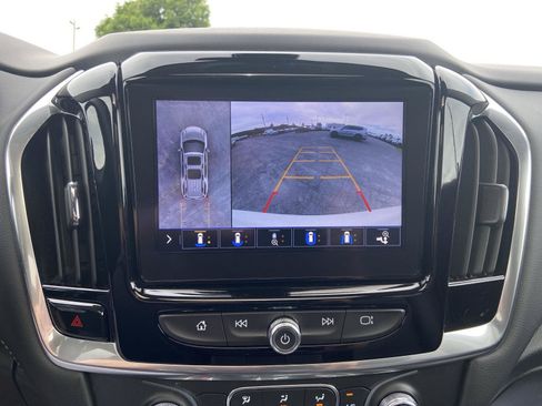 Used 2021 Chevrolet Traverse RS AWD/4WD image 33