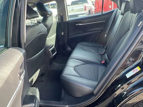 Used 2019 Toyota Camry SE image 27