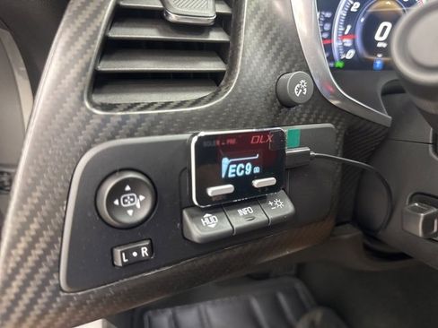 Used 2016 Chevrolet Corvette Z06 w/ 2LZ Preferred Equipment Group image 12