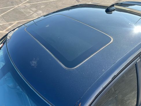 Used 2015 Dodge Charger R/T image 17