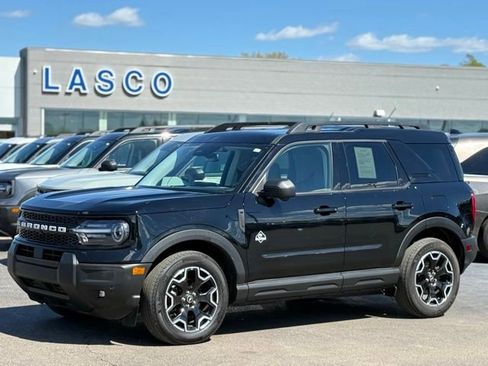 Used 2025 Ford Bronco Sport Outer Banks w/ Outer Banks Tech Package+ AWD/4WD image 1