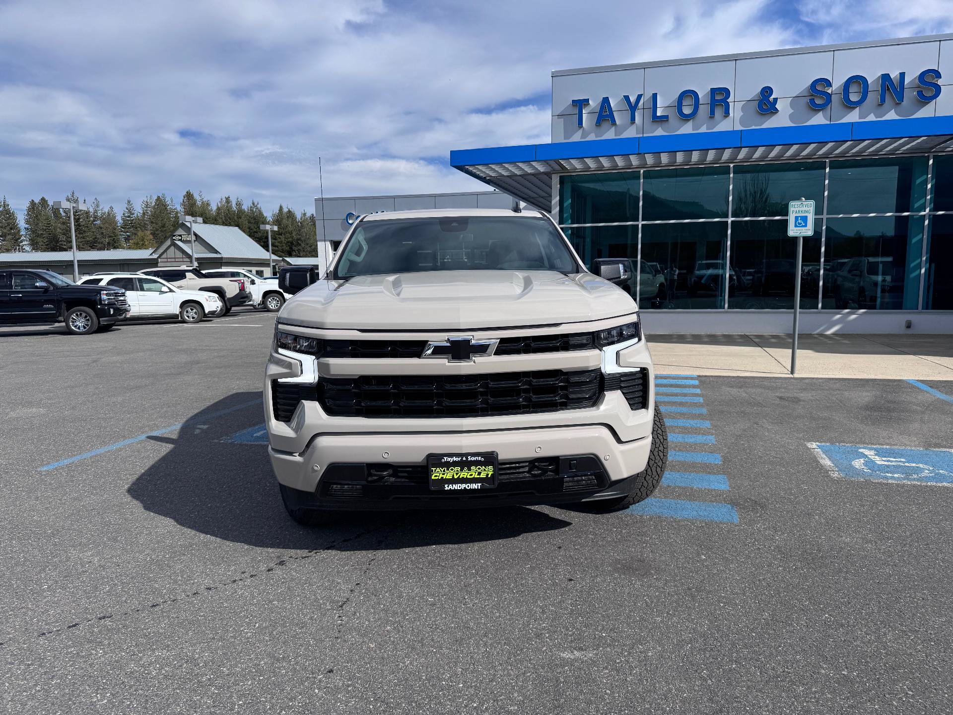 New 2026 Chevrolet Silverado 1500 RST w/ RST All Star Premium Package AWD/4WD image 2