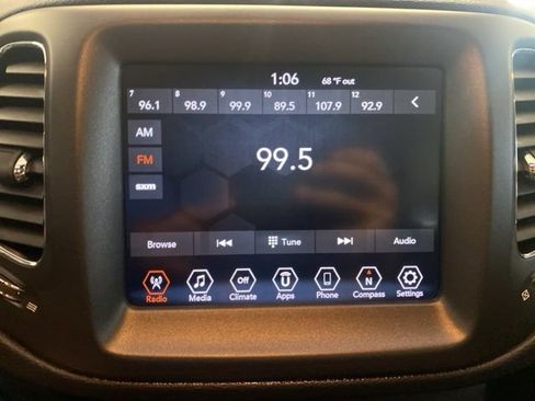 Used 2020 Jeep Compass Trailhawk AWD/4WD image 20