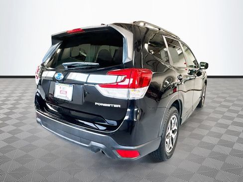 Used 2023 Subaru Forester Premium AWD/4WD image 4