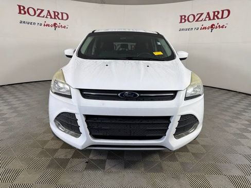 Used 2015 Ford Escape SE FWD image 2