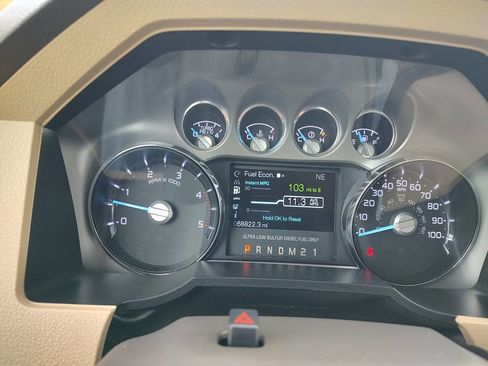 Used 2011 Ford F450 Lariat w/ Chrome Pkg image 17