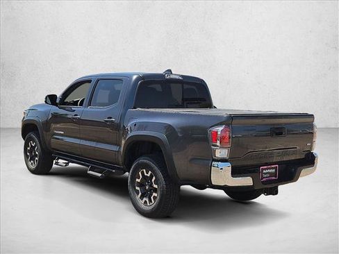 Certified 2023 Toyota Tacoma TRD Off-Road AWD/4WD image 7