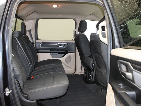 Used 2020 RAM 1500 Big Horn AWD/4WD image 6