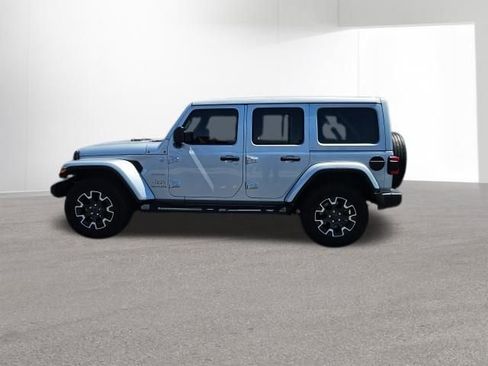 Used 2024 Jeep Wrangler Unlimited Sahara AWD/4WD image 2