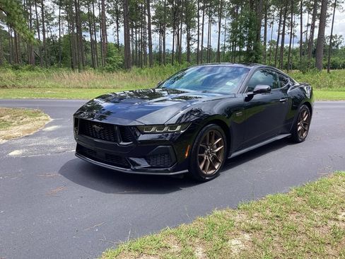 Used 2024 Ford Mustang GT Premium RWD image 1
