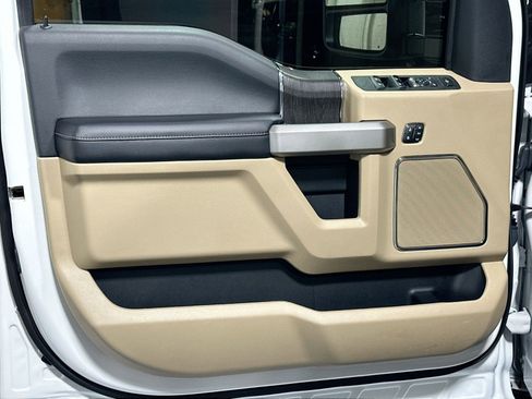 Used 2021 Ford F250 Lariat w/ Lariat Ultimate Package image 15