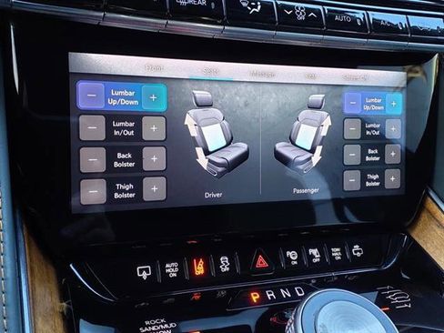 Used 2022 Jeep Grand Wagoneer Series II w/ Convenience Group III image 5