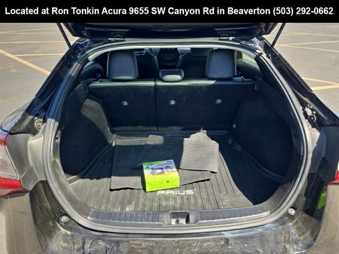 Used 2019 Toyota Prius XLE image 9