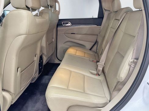 Used 2019 Jeep Grand Cherokee Limited AWD/4WD image 21