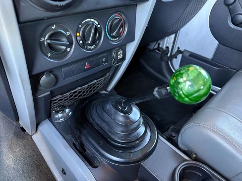 Used 2009 Jeep Wrangler X image 34