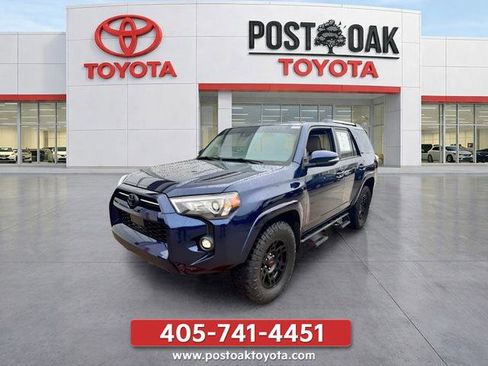 Used 2023 Toyota 4Runner SR5 Premium w/ Moonroof Package AWD/4WD image 7