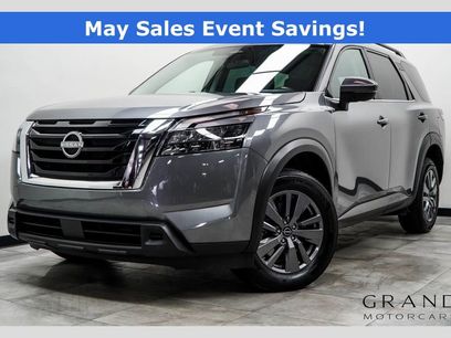 Used 2025 Nissan Pathfinder SV