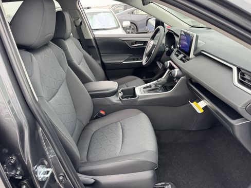 New 2025 Toyota RAV4 XLE image 8