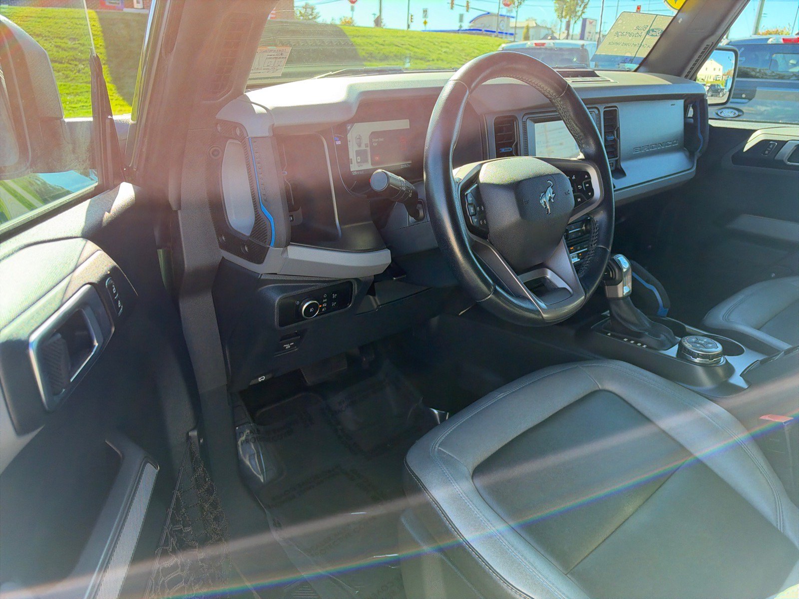 Certified 2023 Ford Bronco Black Diamond AWD/4WD image 5