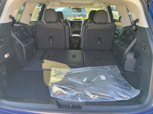 New 2026 Subaru Ascent Limited Bronze image 17