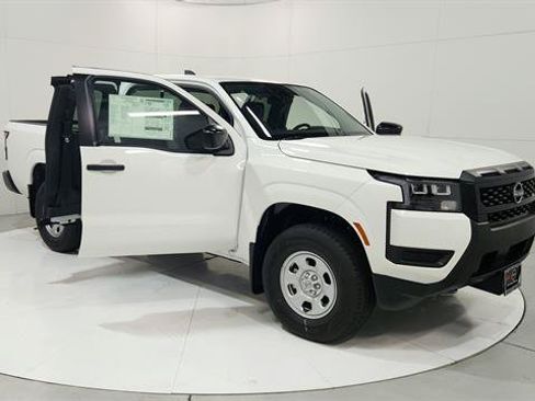 Certified 2026 Nissan Frontier S AWD/4WD image 29