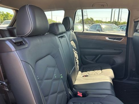 Certified 2024 Volkswagen Atlas SE image 56