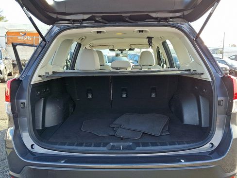 Used 2023 Subaru Forester image 28