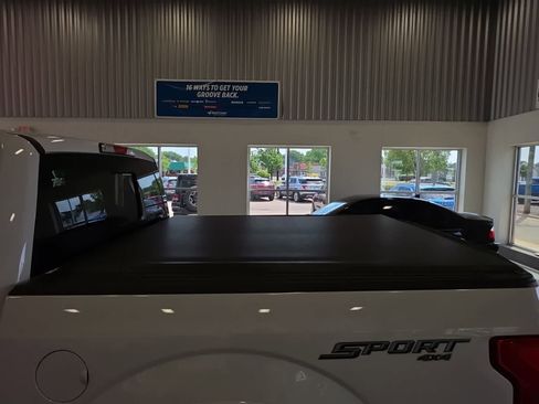 Used 2020 Ford F150 XLT w/ Equipment Group 302A Luxury AWD/4WD image 39
