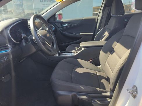 Used 2020 Chevrolet Malibu LS image 8