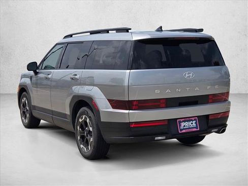 Used 2026 Hyundai Santa Fe SEL FWD image 7