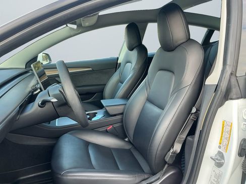Used 2021 Tesla Model 3 Performance image 10