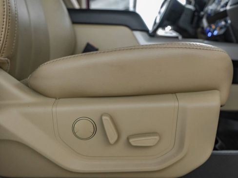 Used 2020 Ford F250 Lariat w/ Lariat Ultimate Package AWD/4WD image 35