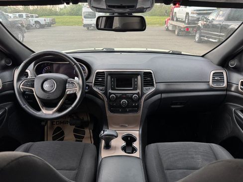 Used 2015 Jeep Grand Cherokee Laredo AWD/4WD image 21