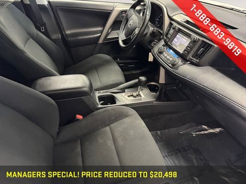 Used 2018 Toyota RAV4 XLE image 4
