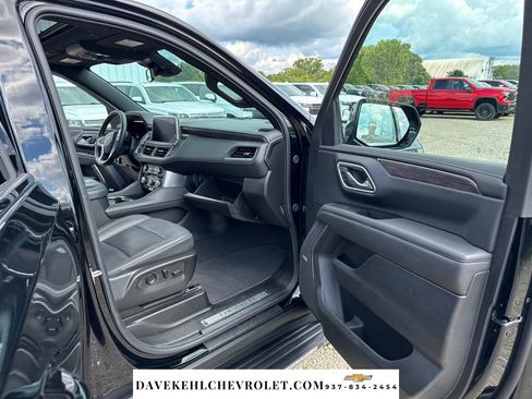 Used 2024 Chevrolet Tahoe LT w/ LT Signature Package AWD/4WD image 31