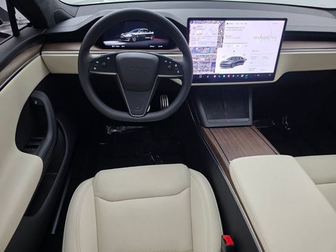 Used 2024 Tesla Model S AWD/4WD image 13
