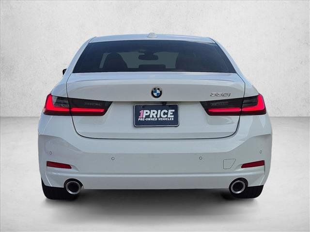 Used 2024 BMW 330i Sedan w/ Convenience Package RWD image 7
