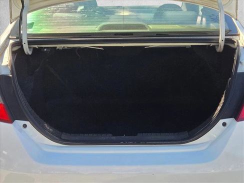 Used 2010 Honda Civic LX image 6