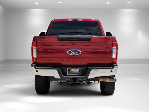 Used 2019 Ford F250 XLT w/ XLT Value Package AWD/4WD image 7