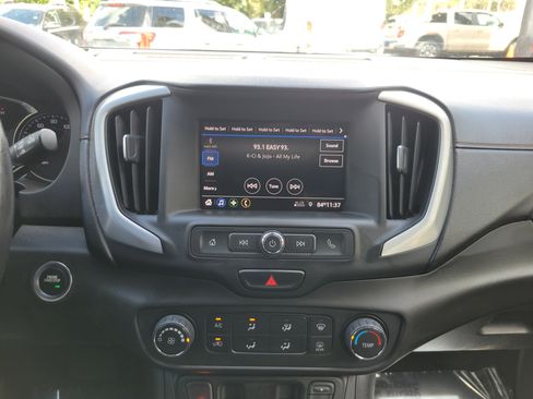 Used 2020 GMC Terrain SLE image 20