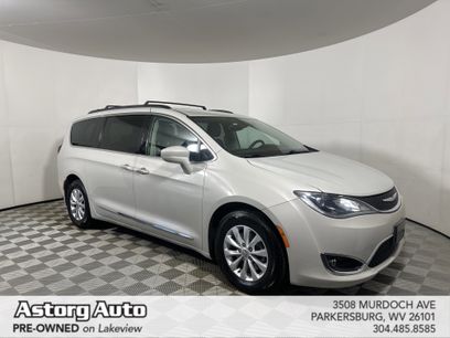 Certified 2017 Chrysler Pacifica Touring-L