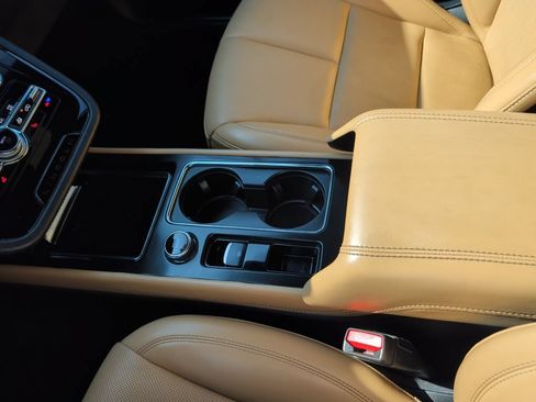 Used 2022 Lincoln Corsair Reserve AWD/4WD image 25