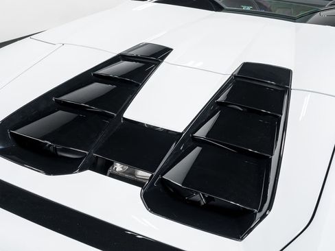 Used 2022 Lamborghini Huracan EVO RWD image 63