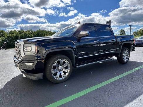 Used 2018 GMC Sierra 1500 Denali w/ Denali Ultimate Package AWD/4WD image 2