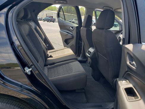 Used 2022 Chevrolet Equinox LT w/ Driver Convenience Package FWD image 35