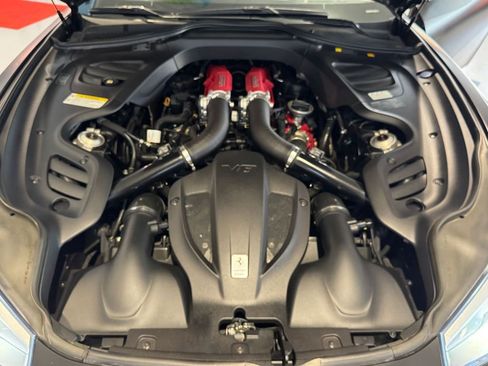 Used 2018 Ferrari GTC4Lusso T RWD image 18