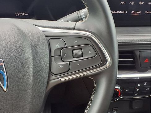 Used 2025 Buick Encore GX Preferred FWD image 10