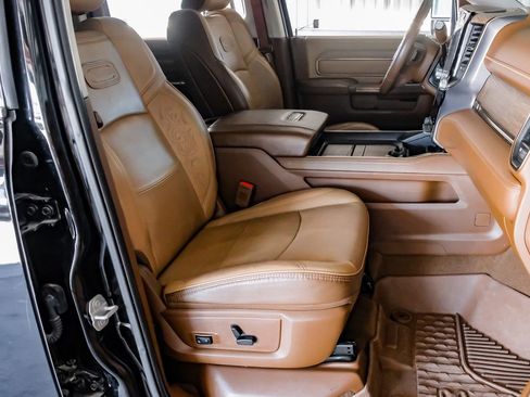 Used 2024 RAM 2500 Limited w/ Safety Group image 31